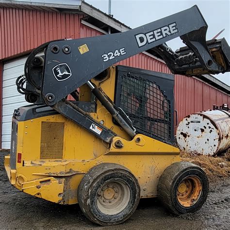 324e skid steer chain case oil|john deere 324e skid steer.